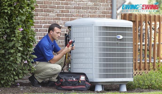 AC repairing service in outdoor